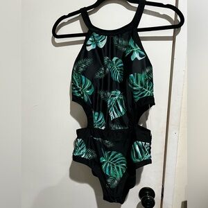 Tropical Leaf Print Women's One Piece Swimsuit